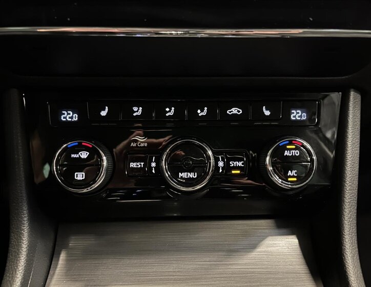 Škoda Superb Kombi 2,0 l 110 kw