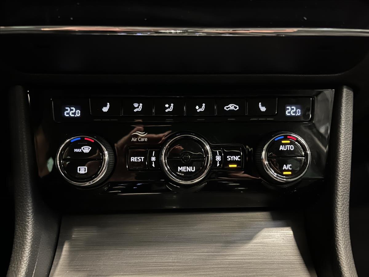 Škoda Superb Kombi 2,0 l 110 kw