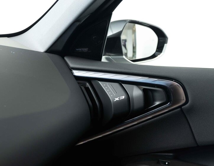 BMW X3 SUV 2,0 l 145 kw