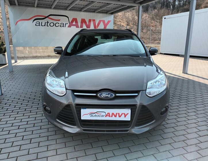 Ford Focus Kombi 998,0 92 kw