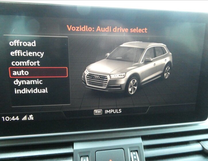 Audi Q5 SUV / Terénní 2,0 l 120 kw