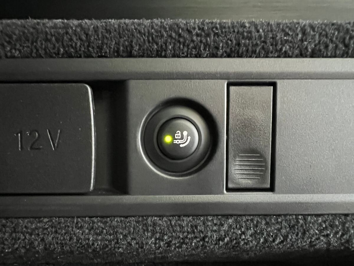 BMW X5 SUV / Terénní 3,0 l 250 kw