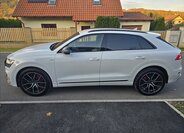 Audi Q8 Hatchback 3,0 l 210 kw