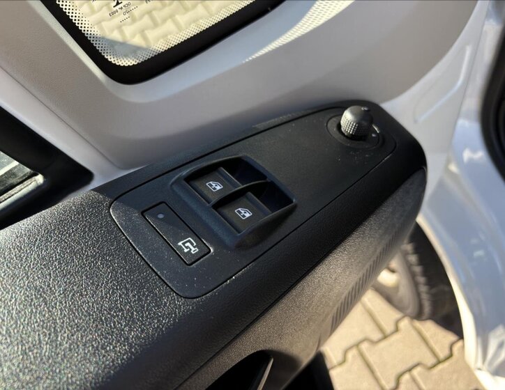 Peugeot Boxer Skříň 2,2 l 103 kw