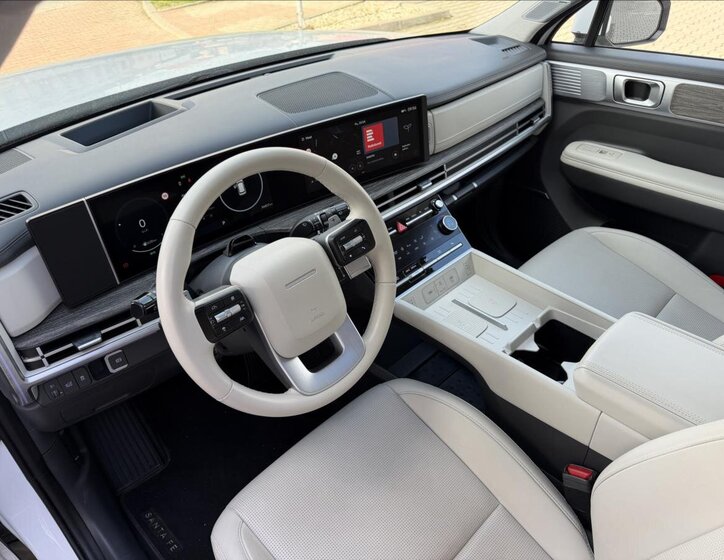 Hyundai Santa Fe SUV / Terénní 1,6 l 117 kw