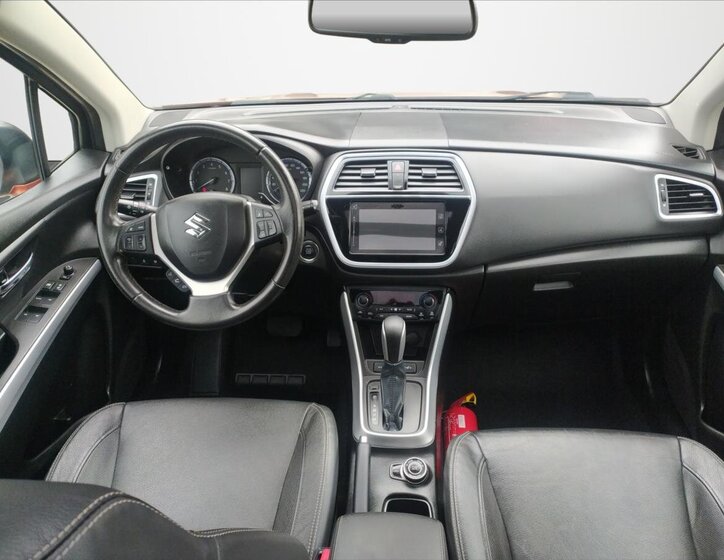 Suzuki SX4 S-Cross SUV / Terénní 1,4 l 103 kw