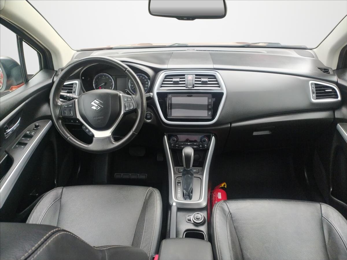 Suzuki SX4 S-Cross SUV / Terénní 1,4 l 103 kw