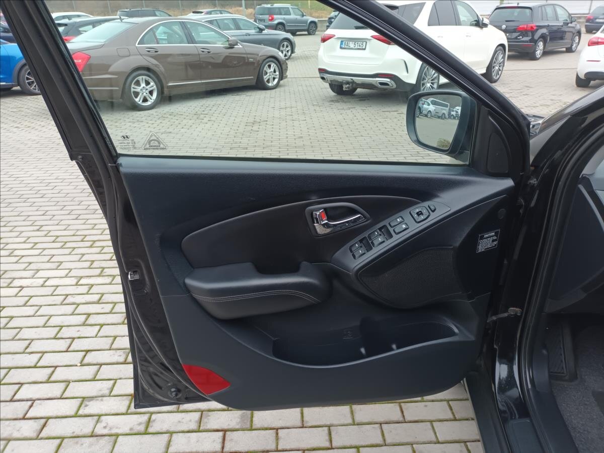 Hyundai ix35 SUV / Terénní 2,0 l 100 kw