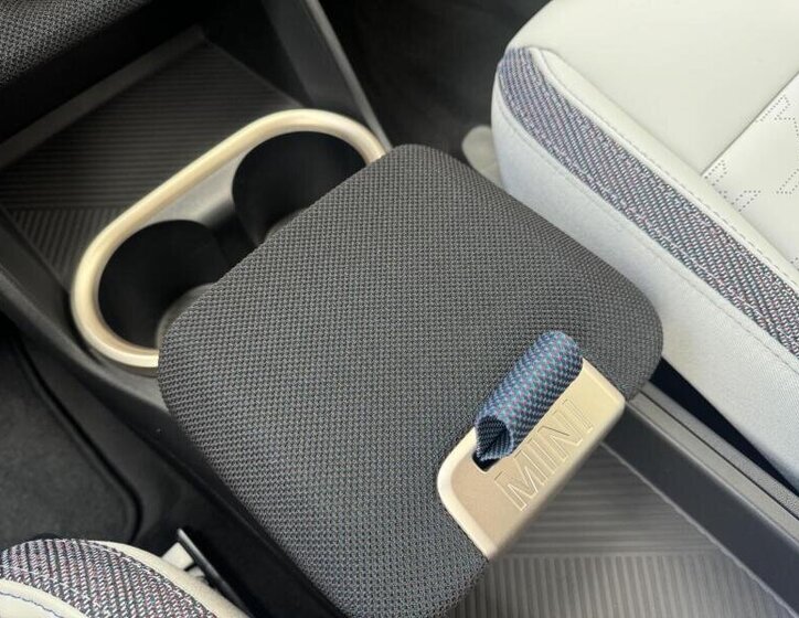 Mini Countryman SUV 2,0 l 160 kw