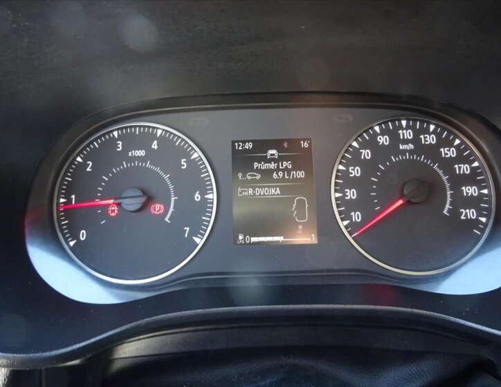 Dacia Sandero Hatchback 999,0 67 kw