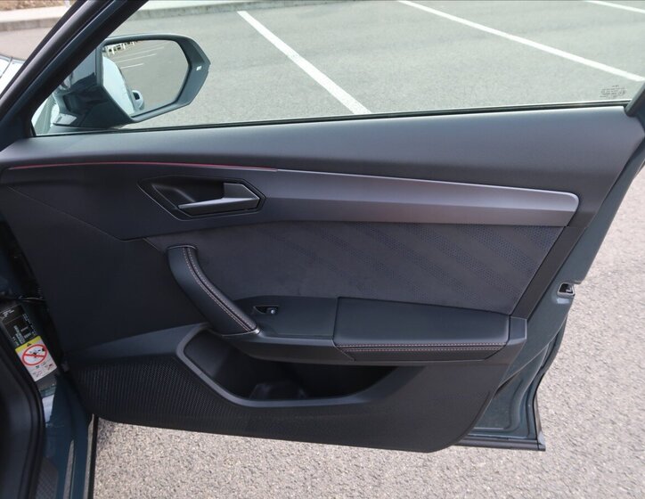 Cupra Formentor SUV / Terénní 2,0 l 195 kw