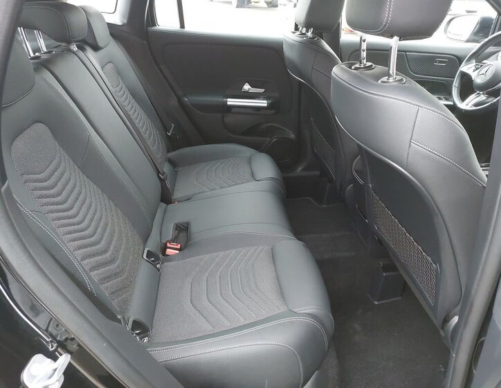 Mercedes-Benz GLA SUV / Terénní 2,0 l 85 kw