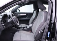 Volvo XC40 SUV 2,0 l 145 kw