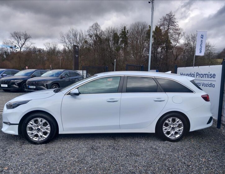 KIA Ceed Kombi 1,5 l 117 kw