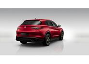 Alfa Romeo Stelvio 4