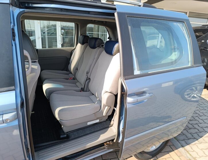 KIA Carnival MPV 2,9 l 136 kw