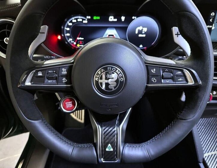 Alfa Romeo Stelvio SUV 2,9 l 382 kw