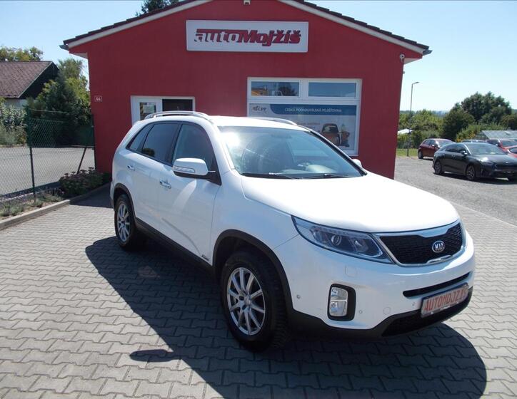 KIA Sorento 1
