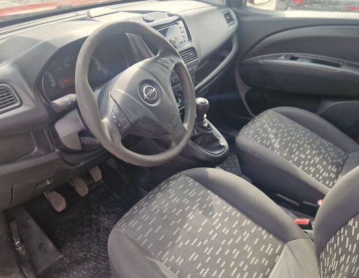 Opel Combo Skříň 1,6 l 77 kw