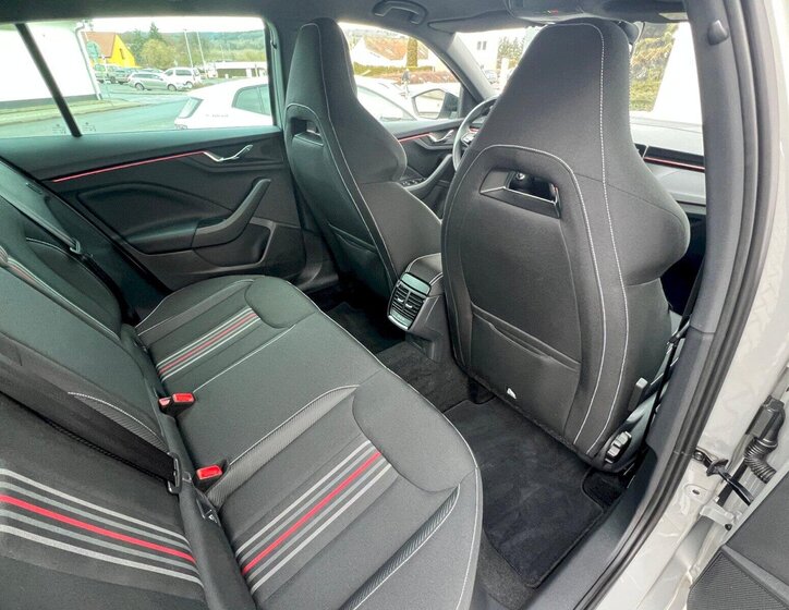 Škoda Scala Hatchback 1,5 l 110 kw