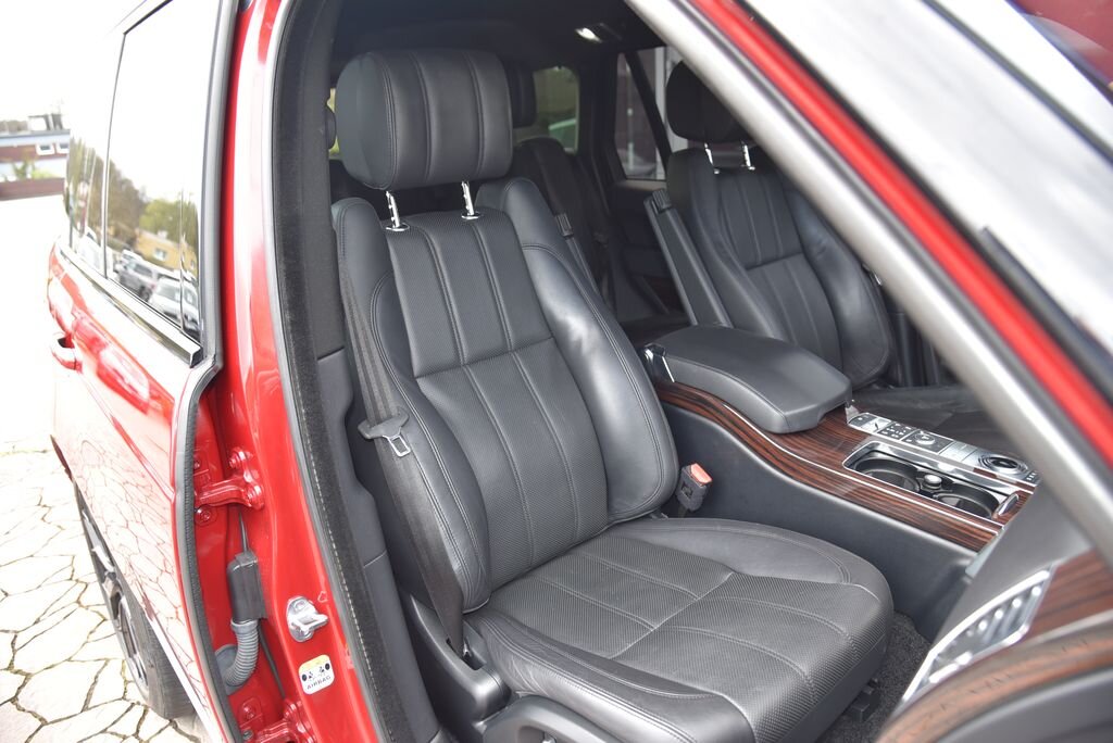 Land Rover Range Rover SUV / Terénní 4,4 l 250 kw