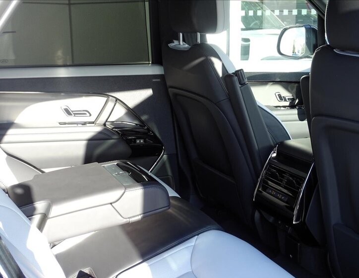 Land Rover Range Rover Sport SUV / Terénní 3,0 l 221 kw