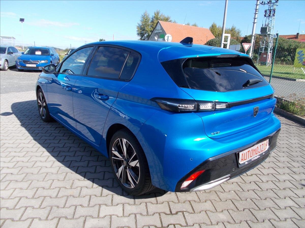 Peugeot 308 Hatchback 1,5 l 96 kw