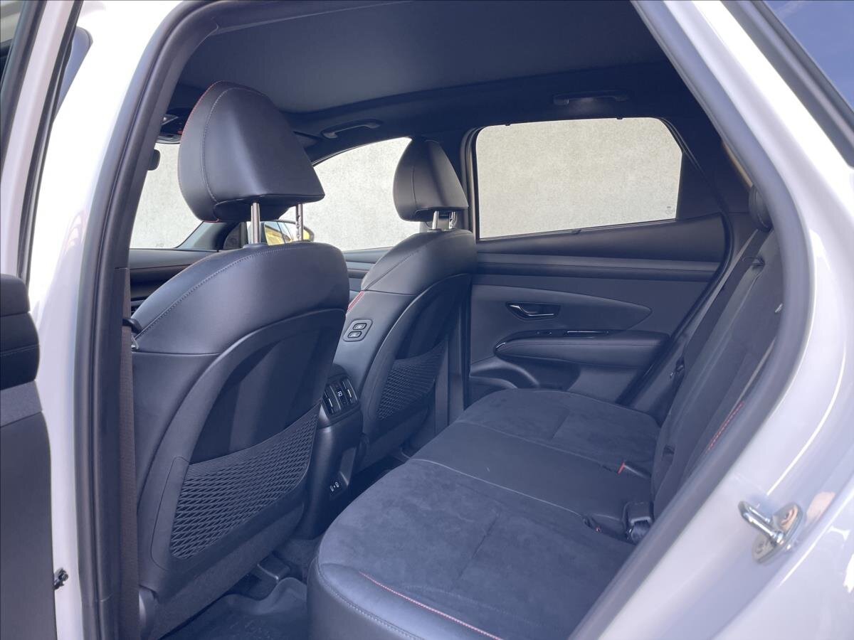 Hyundai Tucson SUV / Terénní 1,6 l 158 kw