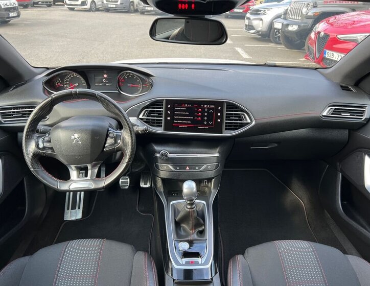 Peugeot 308 Kombi 1,2 l 96 kw