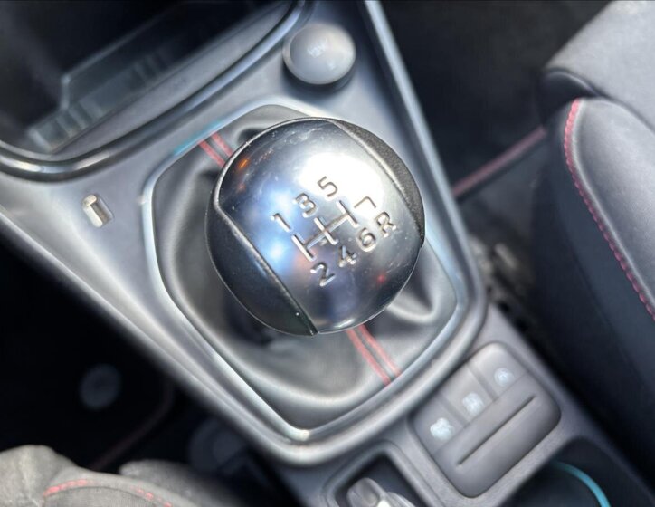 Ford Puma SUV / Terénní 999,0 125 kw