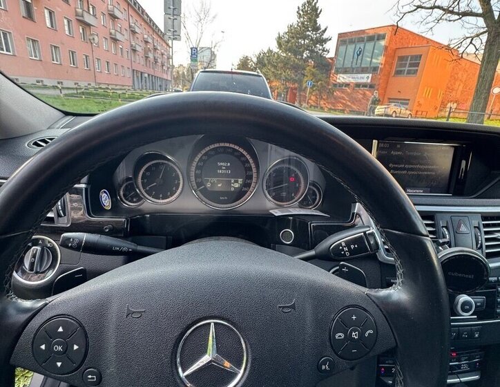 Mercedes-Benz Třídy E Kombi 0,0 195 kw