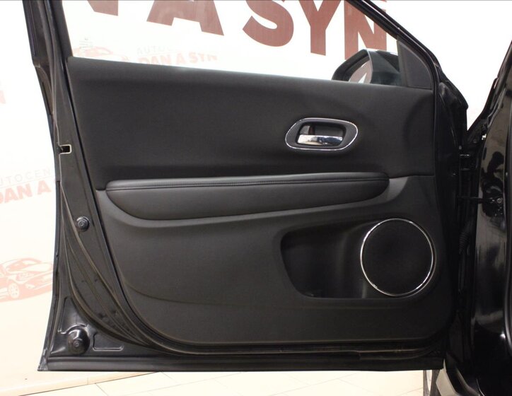 Honda HR-V SUV / Terénní 1,5 l 96 kw