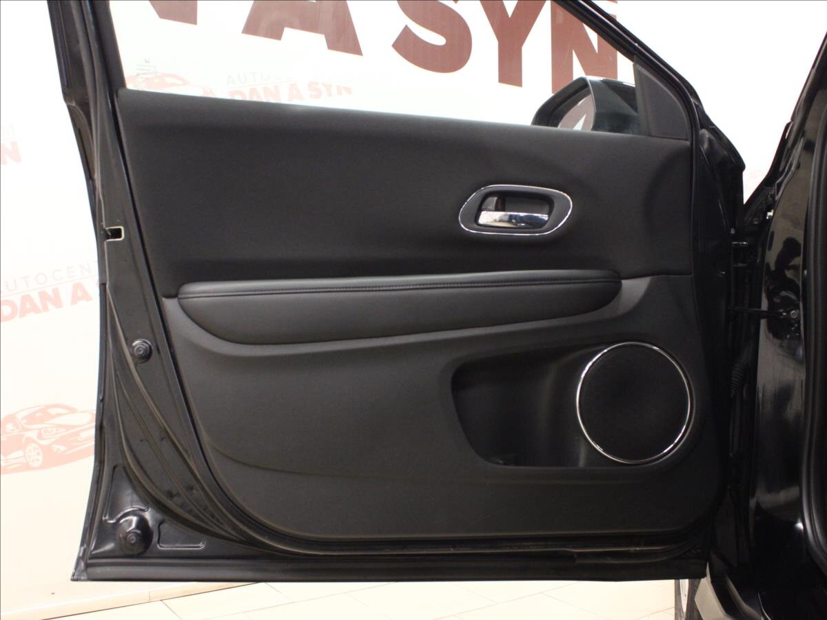 Honda HR-V SUV / Terénní 1,5 l 96 kw