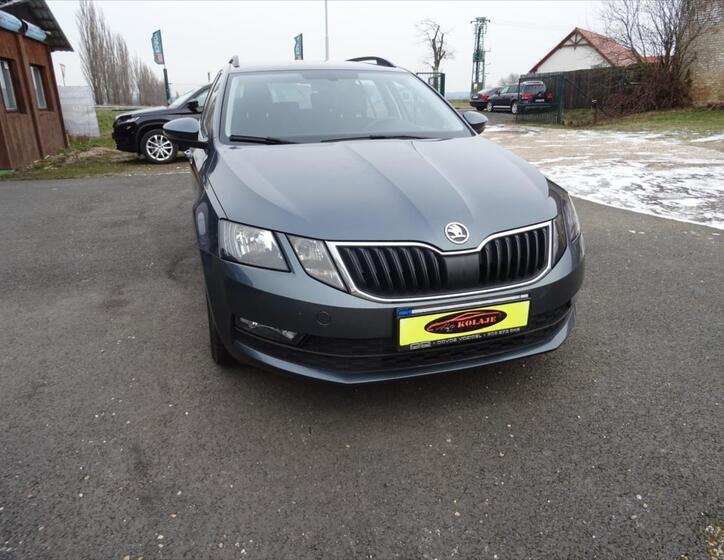 Škoda Octavia 1
