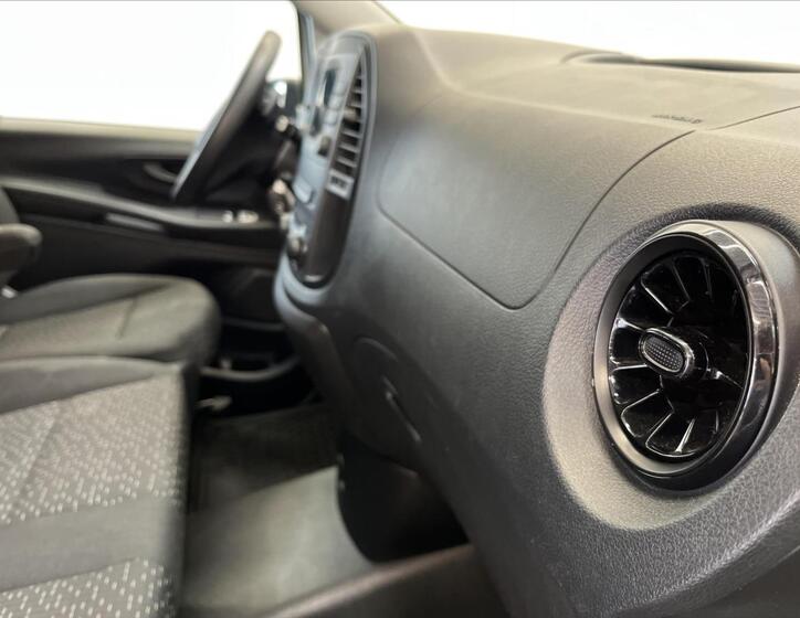 Mercedes-Benz Vito 16