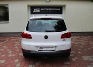 Volkswagen Tiguan 8