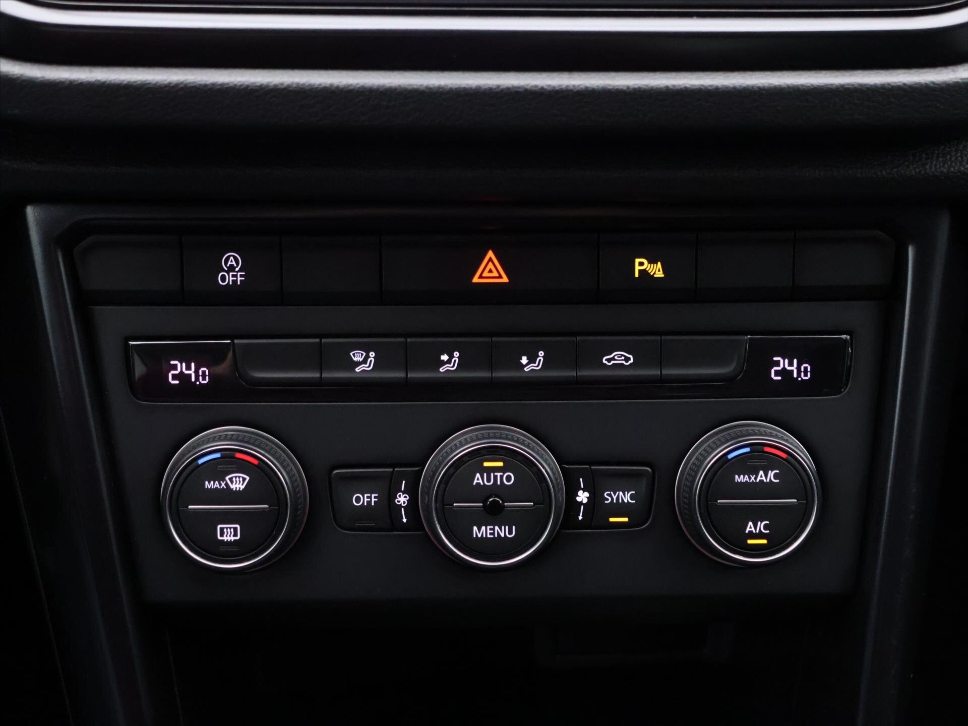 Volkswagen T-Roc SUV / Terénní 999,0 85 kw