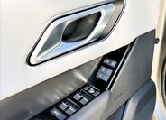 Land Rover Range Rover Velar 13