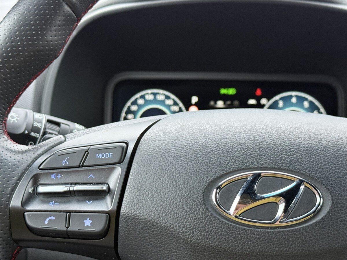 Hyundai Kona SUV / Terénní 1,6 l 145 kw