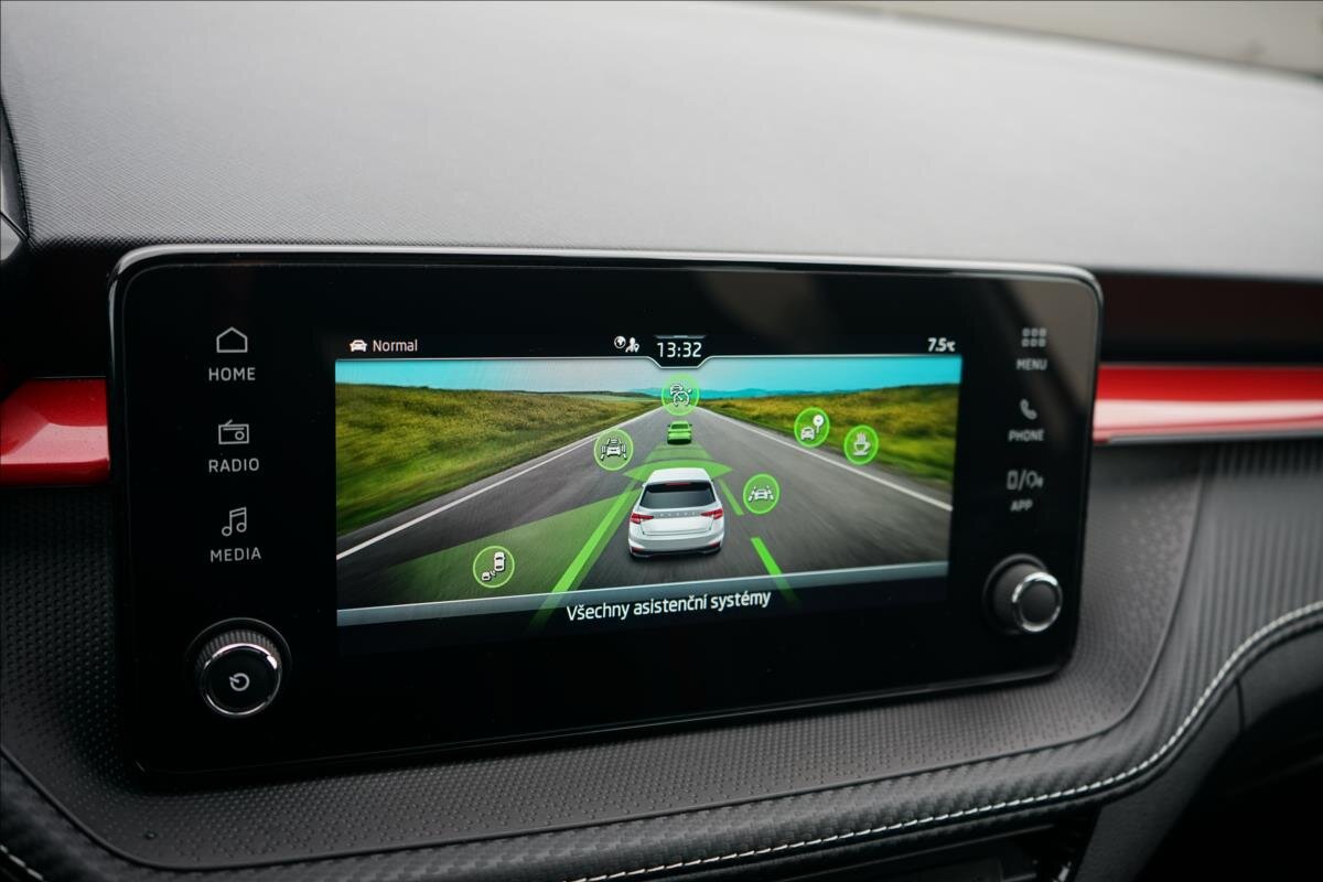 Škoda Fabia Hatchback 999,0 85 kw