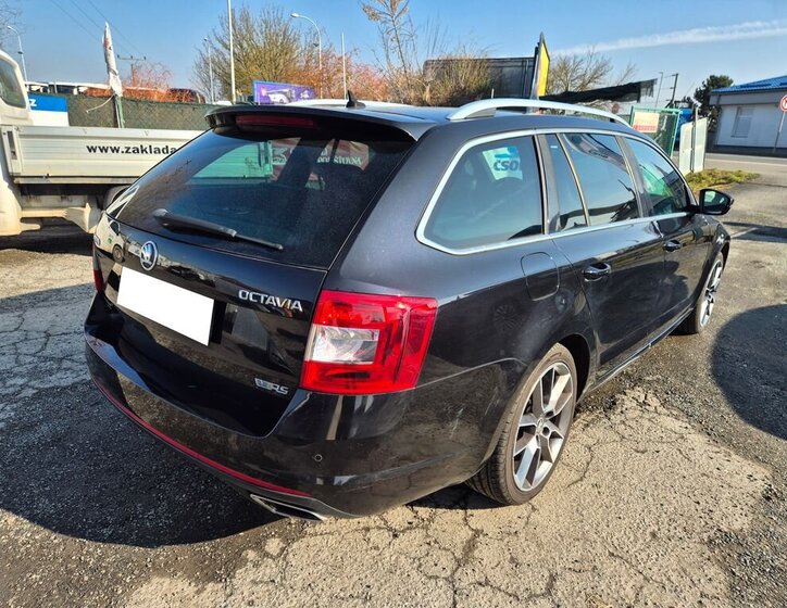 Škoda Octavia Kombi 2,0 l 162 kw