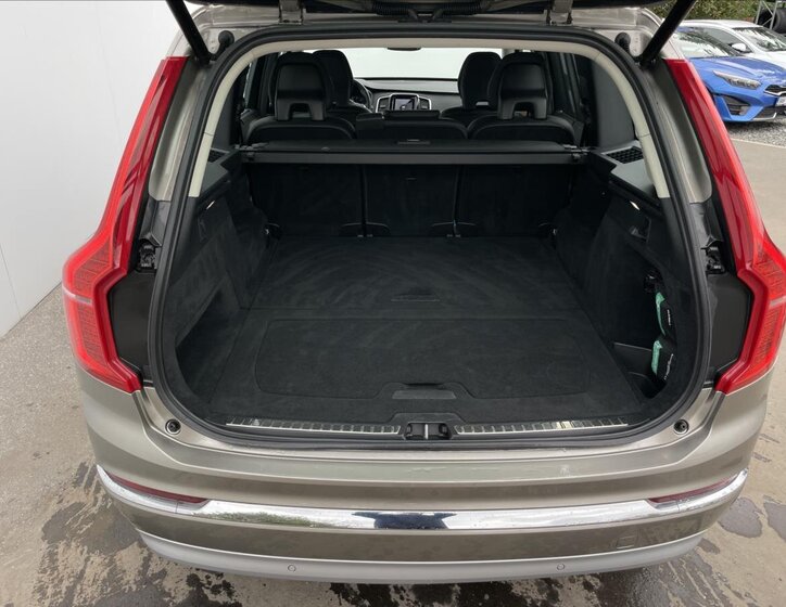 Volvo XC90 SUV 2,0 l 173 kw