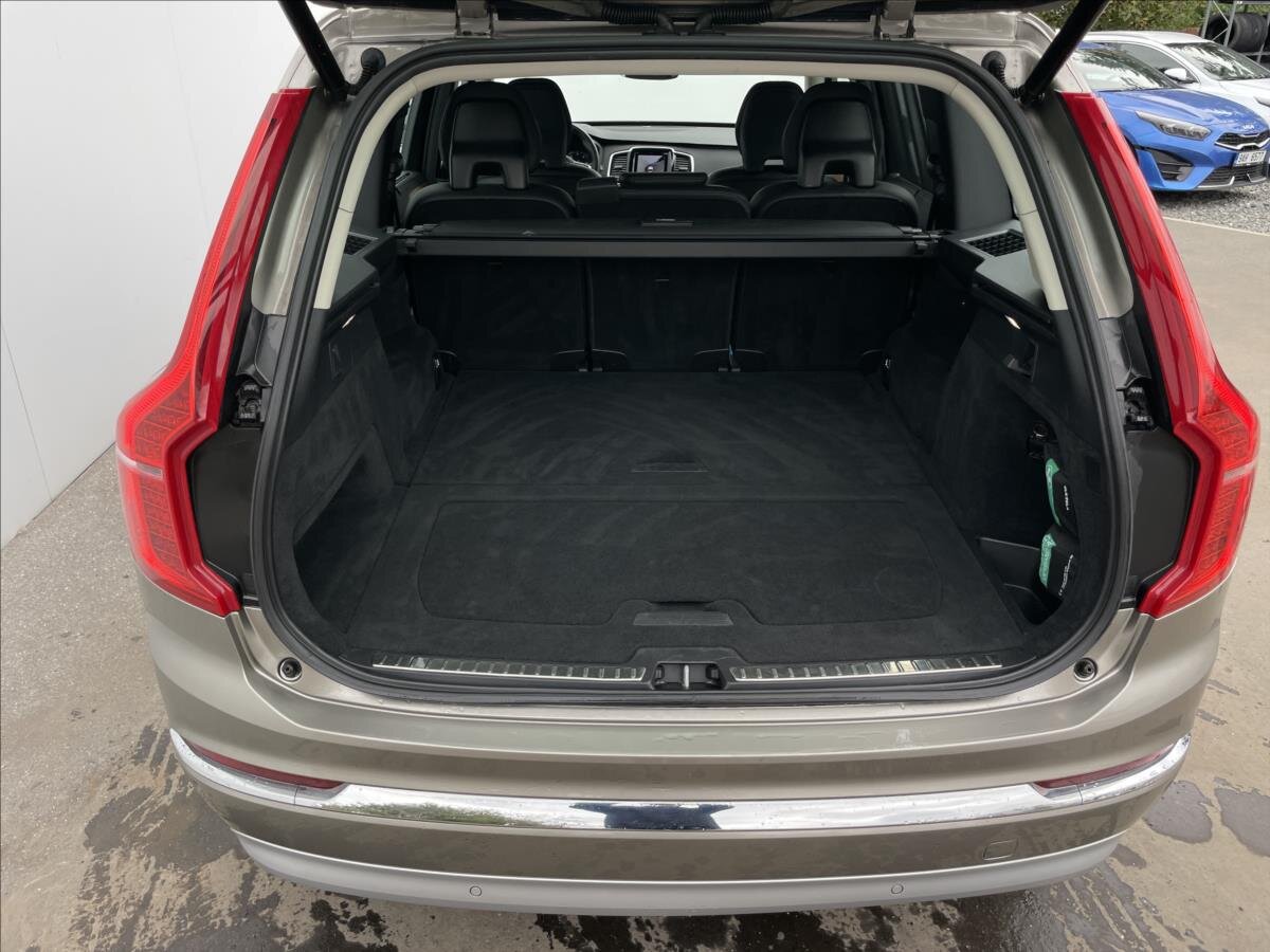 Volvo XC90 SUV 2,0 l 173 kw