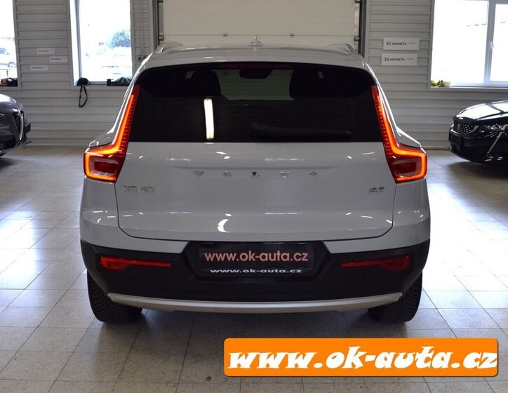 Volvo XC40 SUV 2,0 l 120 kw
