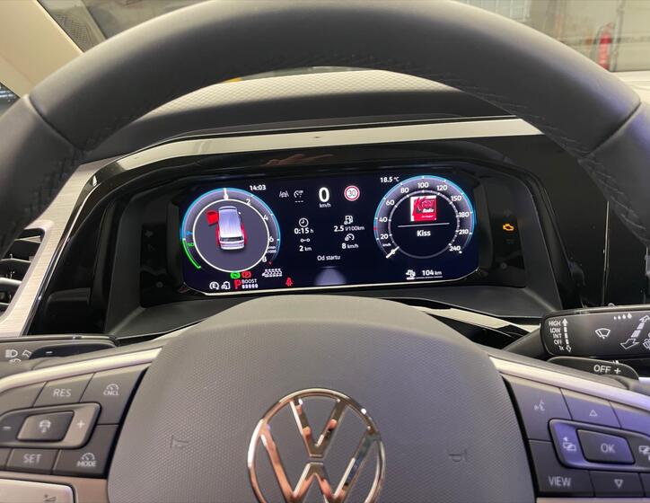 Volkswagen Multivan 10