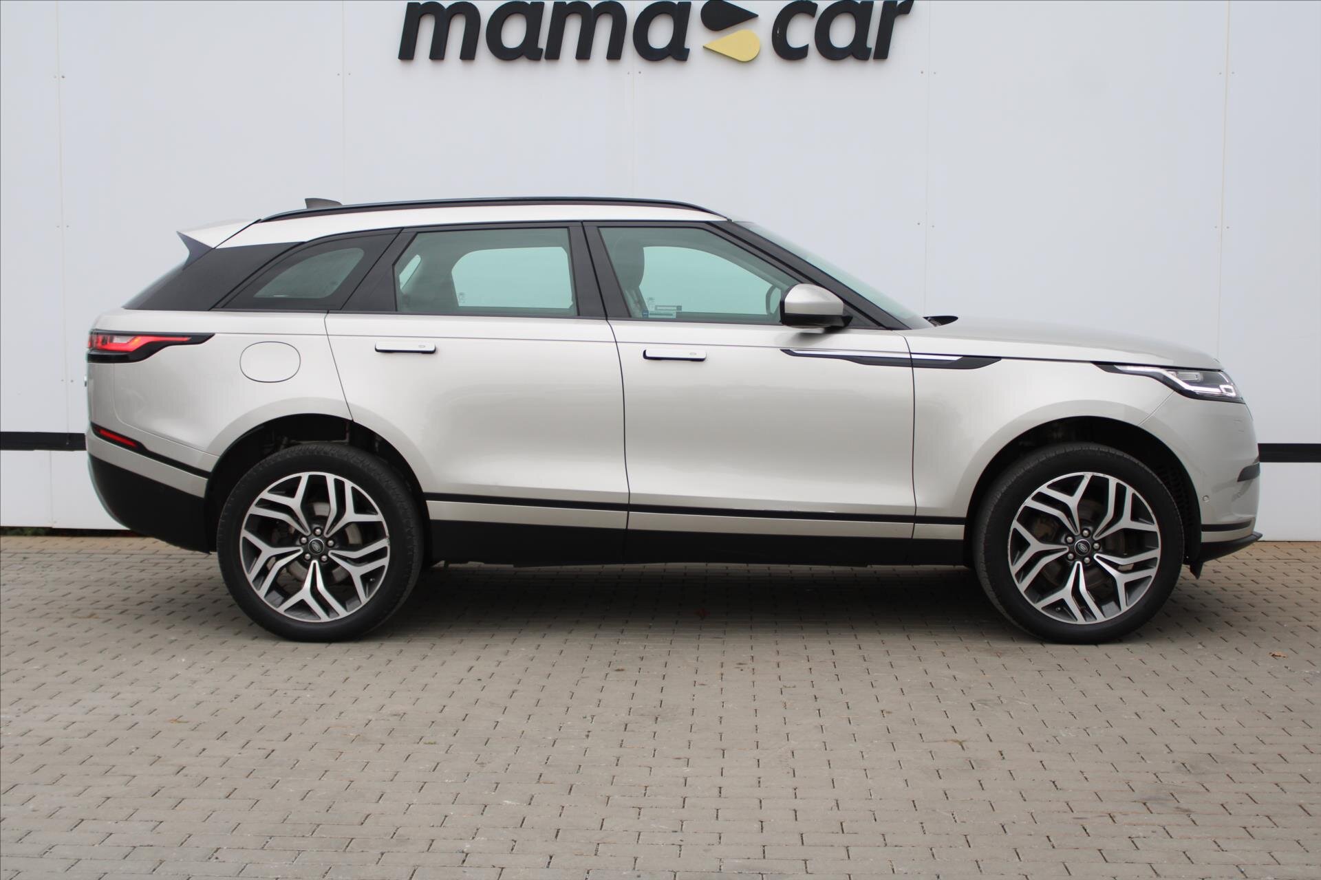 Land Rover Range Rover Velar SUV 3,0 l 221 kw