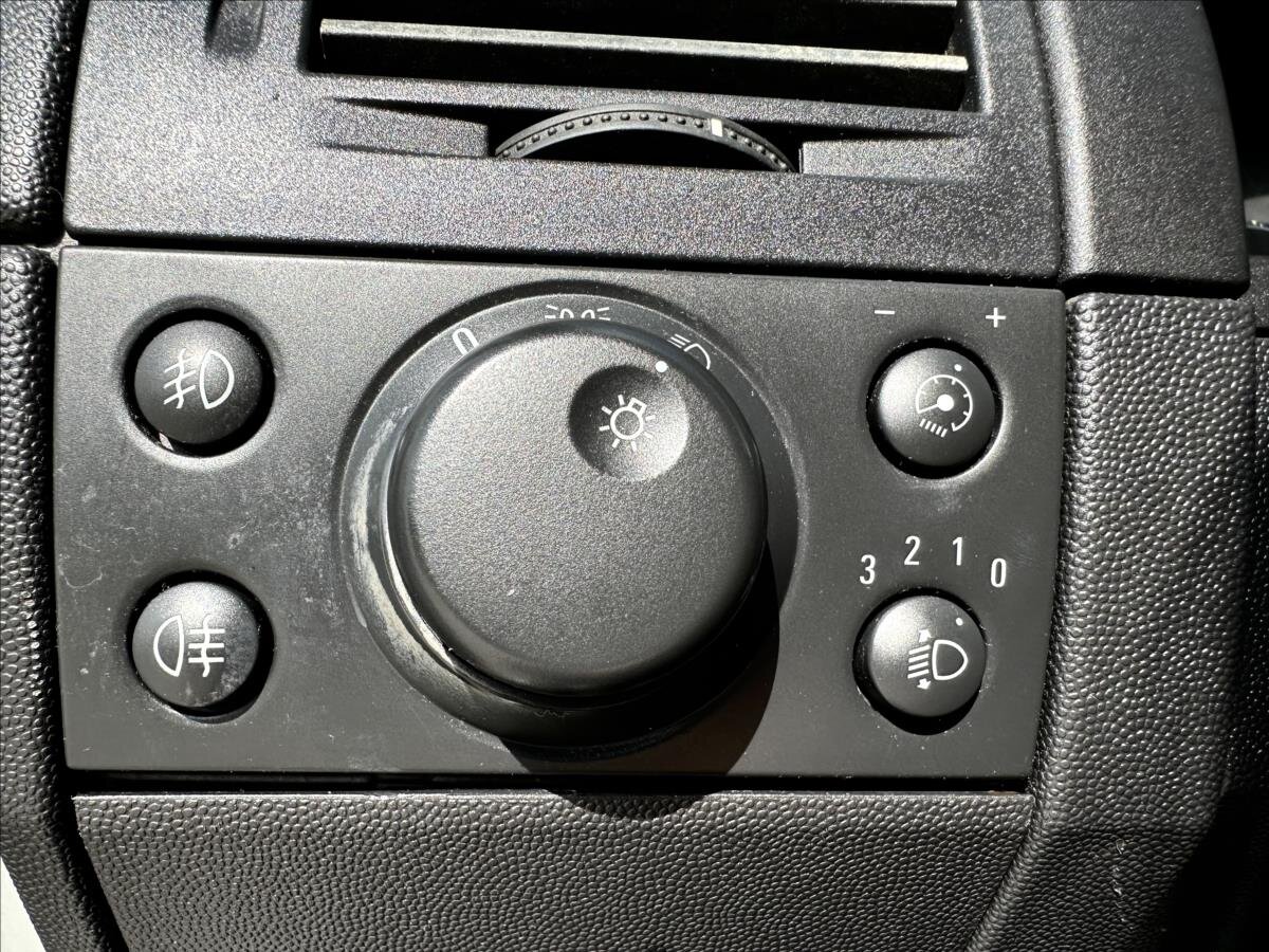 Opel Meriva MPV 1,6 l 74 kw