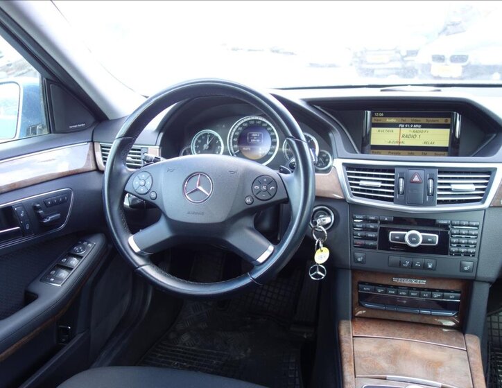 Mercedes-Benz Třídy E Kombi 3,0 l 195 kw