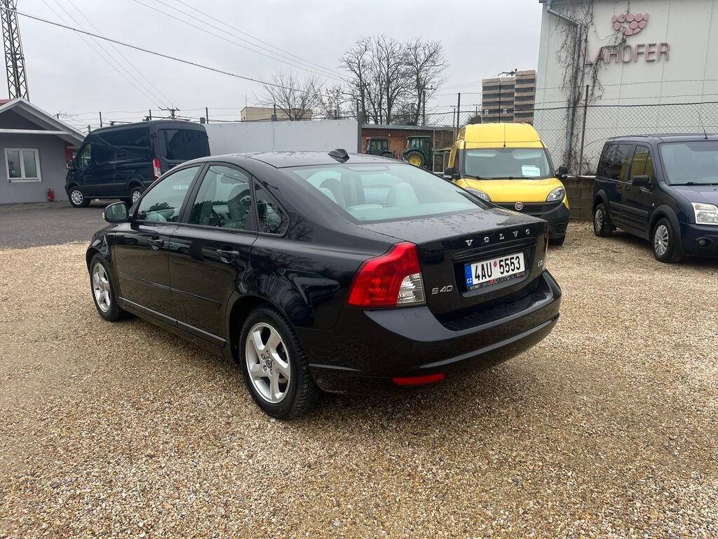Volvo S40 Sedan 1,6 l 84 kw