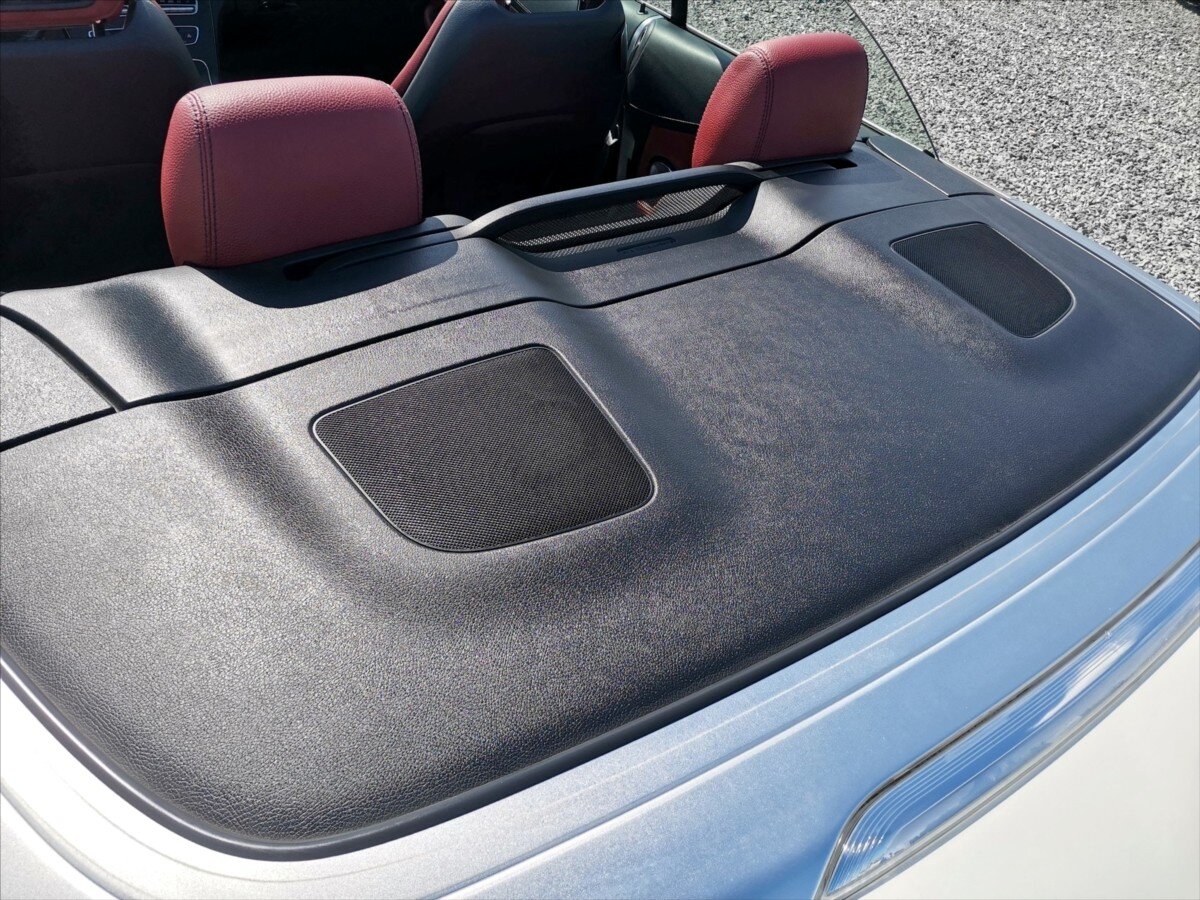 Mercedes-Benz Třídy C Kabriolet 2,0 l 180 kw